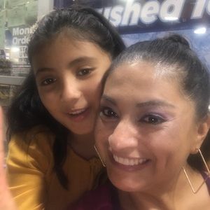 Meet your Posher, Luz